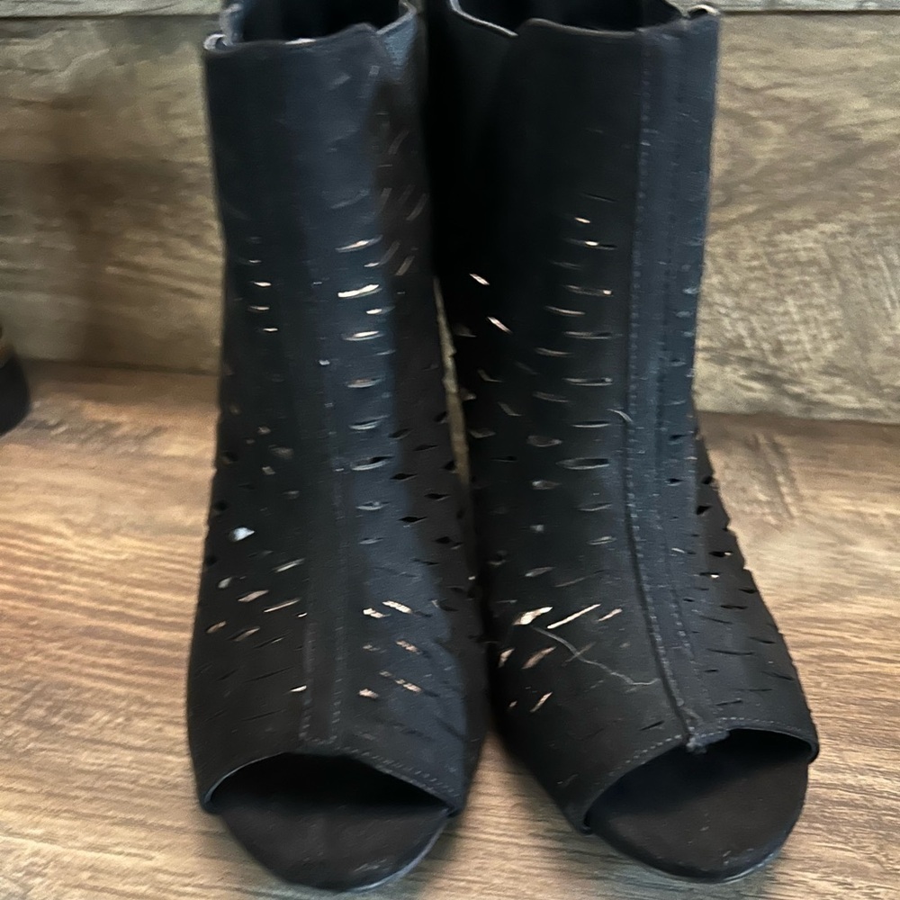 Madden Girl Stylish Black Women's Ankle Boots
